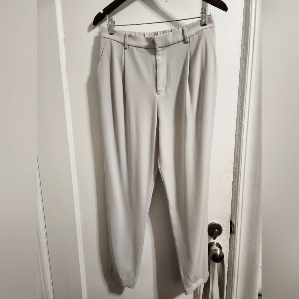 Uniqlo Joggers-Style Hem Pants Size Women's Medium